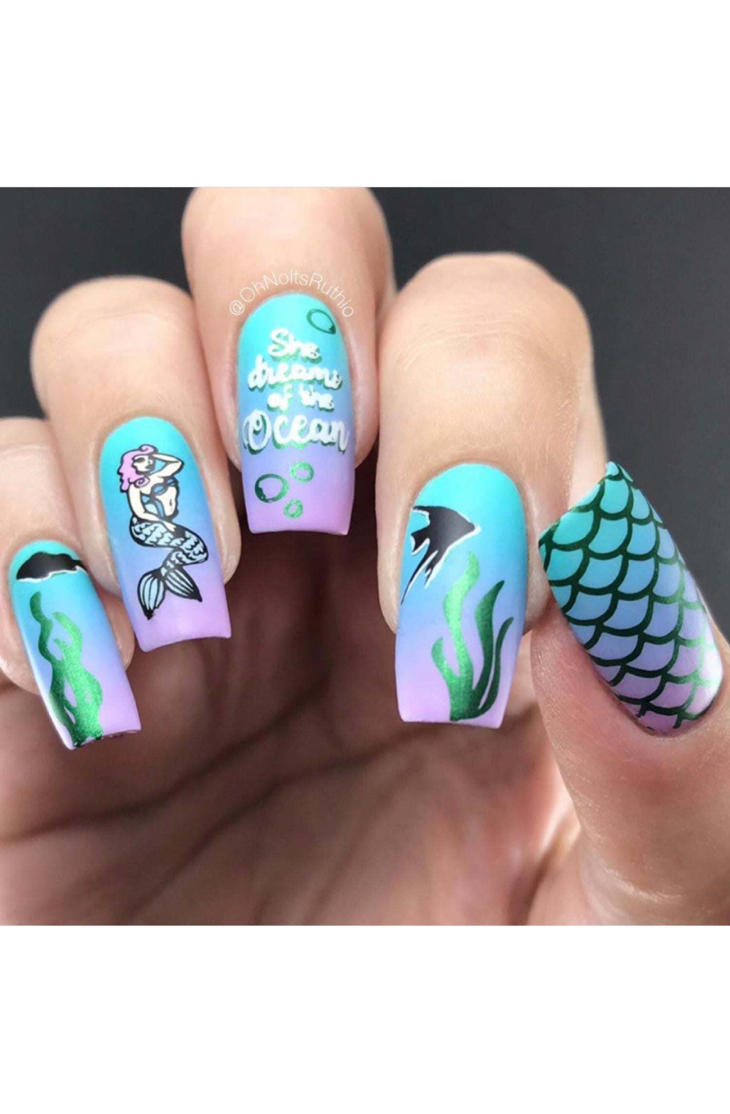 Ariel the little mermaid nails ~ Disney nails ~ mermaid nails 🧜🏻‍♀️💕 -  YouTube