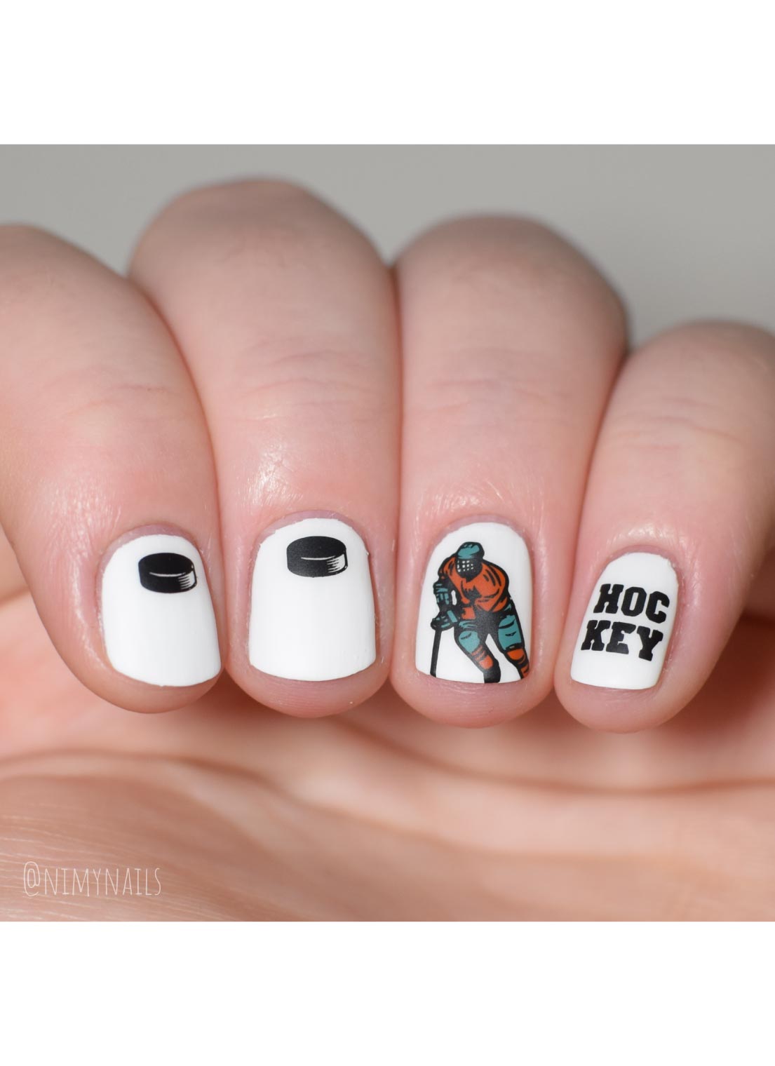 Holiday hockey nails  Hockey nails, Plaid nails, Nails